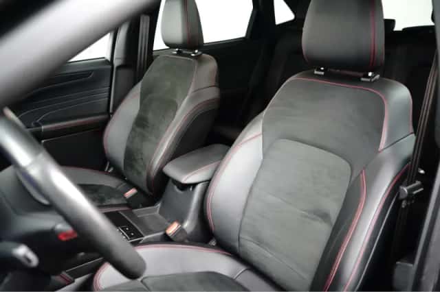 Ford Kuga (2022) thumbnail 7