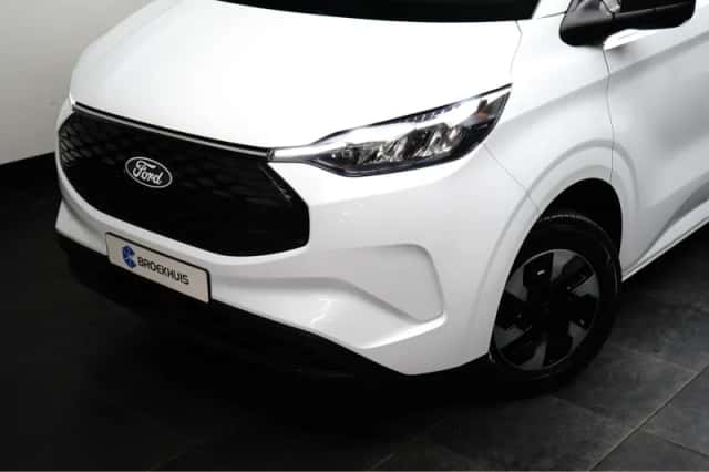 Ford Transit Custom (2026) thumbnail 9