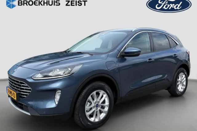 Ford Kuga (2022) thumbnail 1
