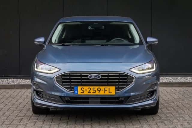 Ford Focus (2023) thumbnail 5