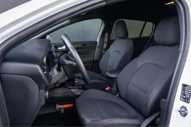 Ford Focus (2020) thumbnail 5