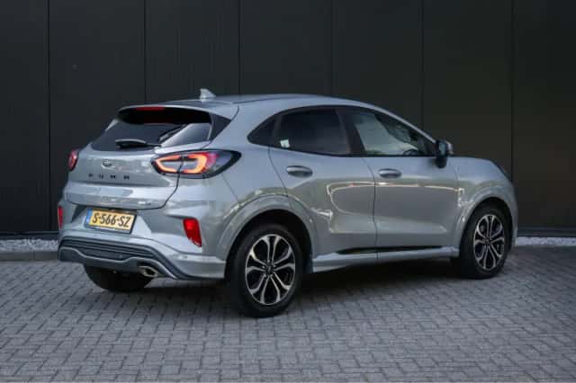 Ford Puma (2022) thumbnail 2