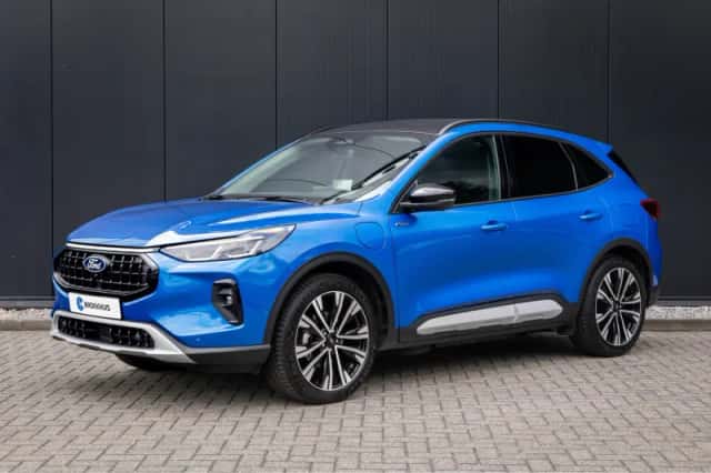 Ford Kuga (2024) thumbnail 1