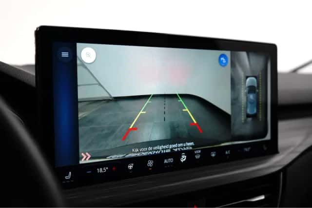 Ford Kuga (2024) thumbnail 18