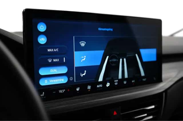 Ford Kuga (2024) thumbnail 19