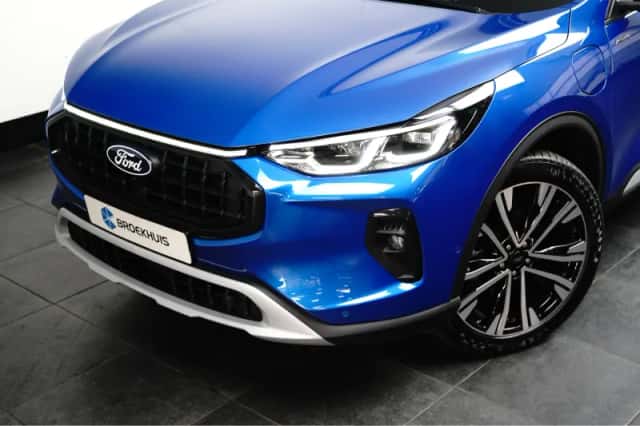 Ford Kuga (2024) thumbnail 32