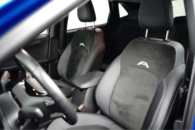 Ford Kuga (2024) thumbnail 6