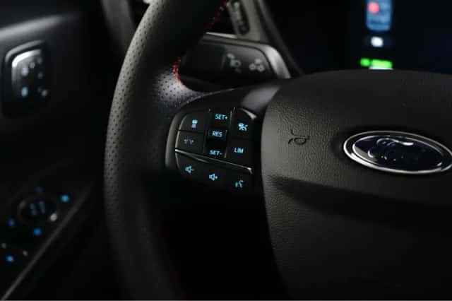 Ford Kuga (2025) thumbnail 8