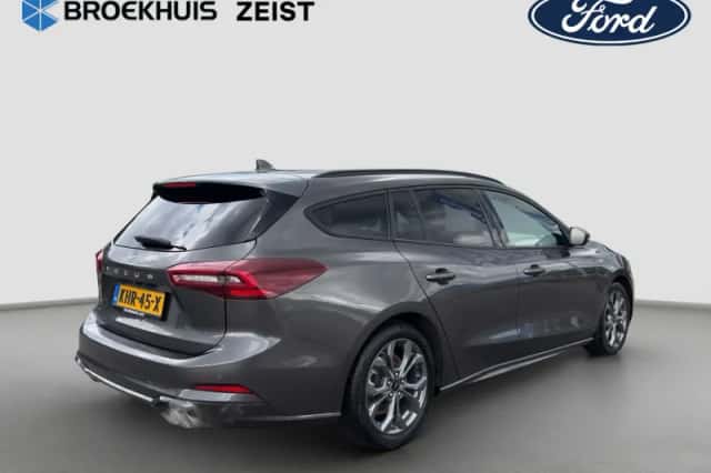 Ford Focus (2023) thumbnail 4
