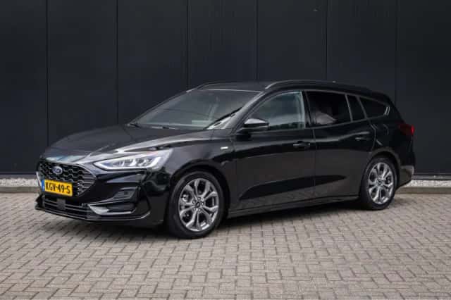 Ford Focus (2024) thumbnail 1