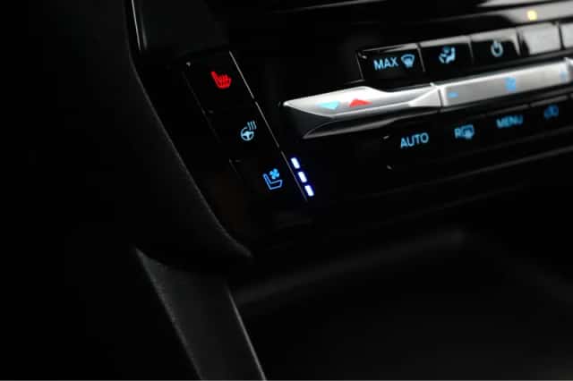 Ford Explorer (2024) thumbnail 25