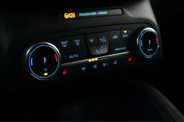 Ford Kuga (2022) thumbnail 19