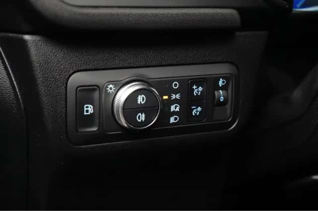 Ford Kuga (2022) thumbnail 23