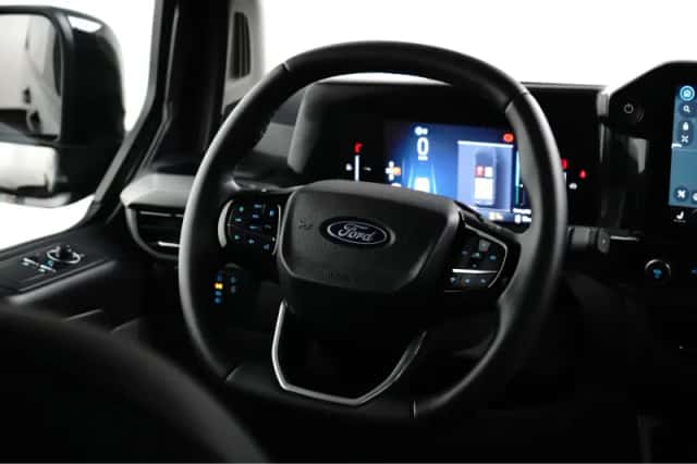 Ford Tourneo Custom (2024) thumbnail 16