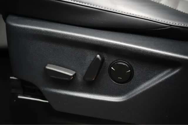Ford Tourneo Custom (2024) thumbnail 8