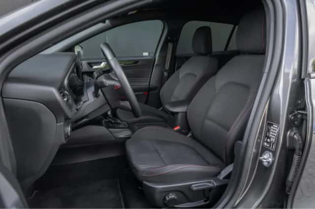 Ford Focus (2024) thumbnail 5
