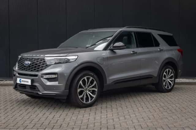 Ford Explorer (2024) thumbnail 1