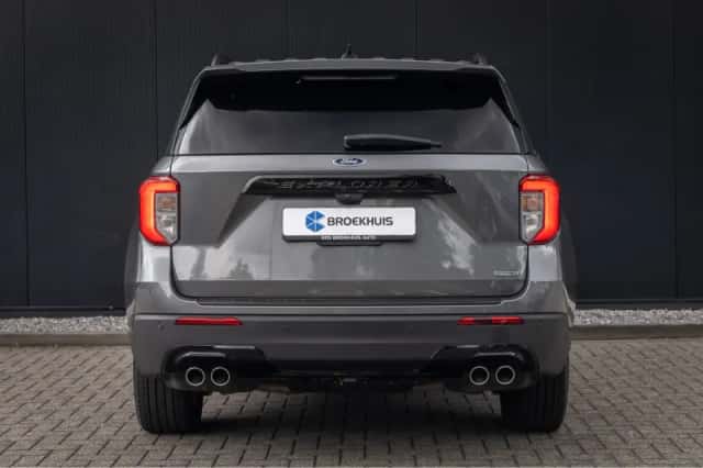 Ford Explorer (2024) thumbnail 5