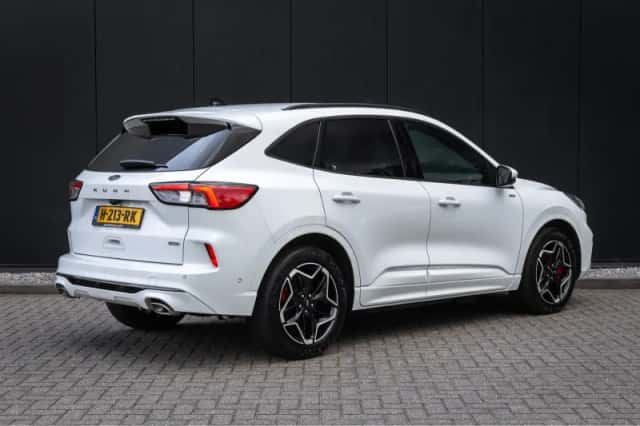 Ford Kuga (2020) thumbnail 2