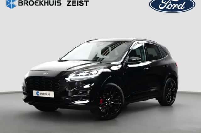Ford Kuga (2023) thumbnail 1