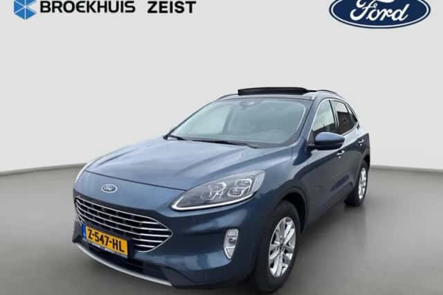 Ford Kuga (2021) thumbnail 1