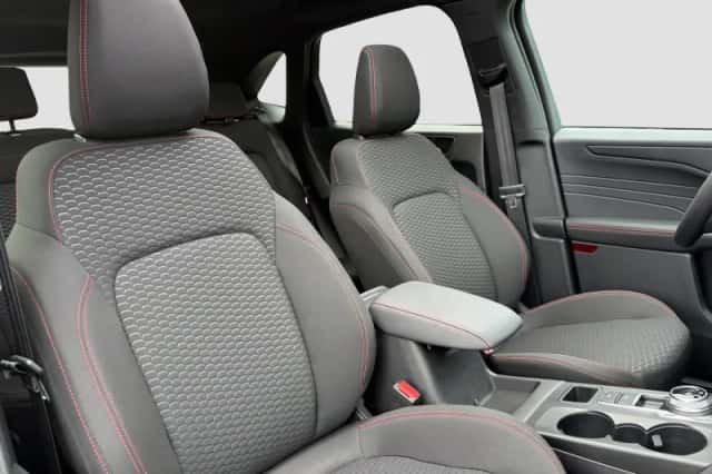 Ford Kuga (2026) thumbnail 5
