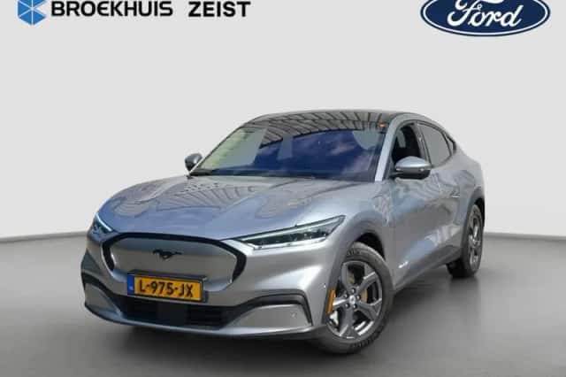 Ford Mustang Mach-E (2021) thumbnail 1
