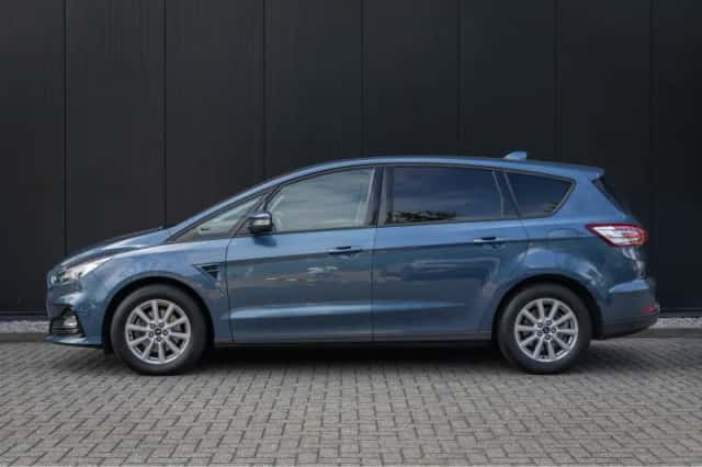 Ford S-Max (2021) thumbnail 3