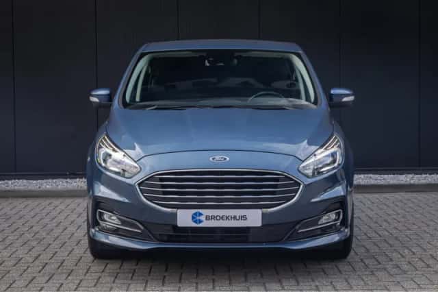 Ford S-Max (2021) thumbnail 4
