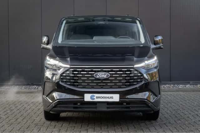Ford Transit Custom (2025) thumbnail 2