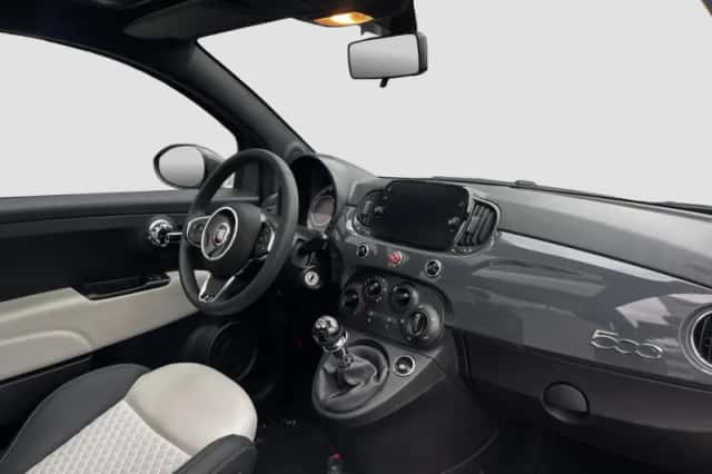 Fiat 500 (2022) thumbnail 3