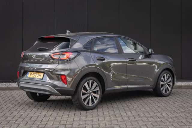 Ford Puma (2022) thumbnail 2