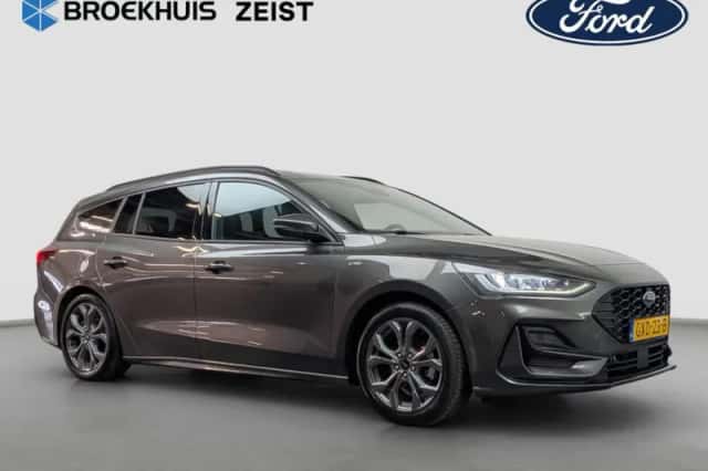 Ford Focus (2025) thumbnail 2