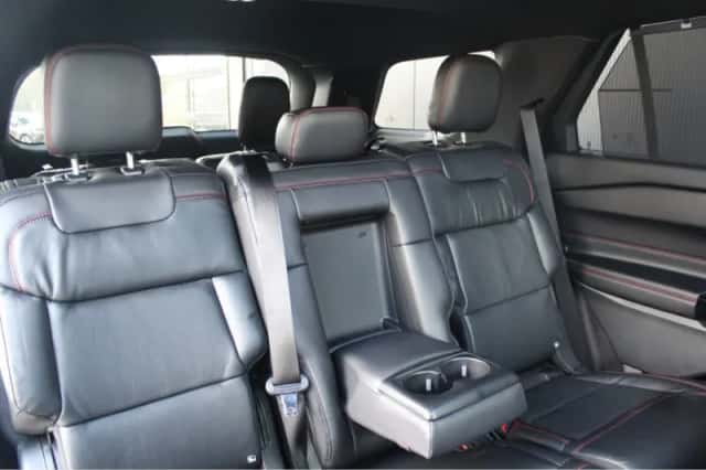 Ford Explorer (2021) thumbnail 6