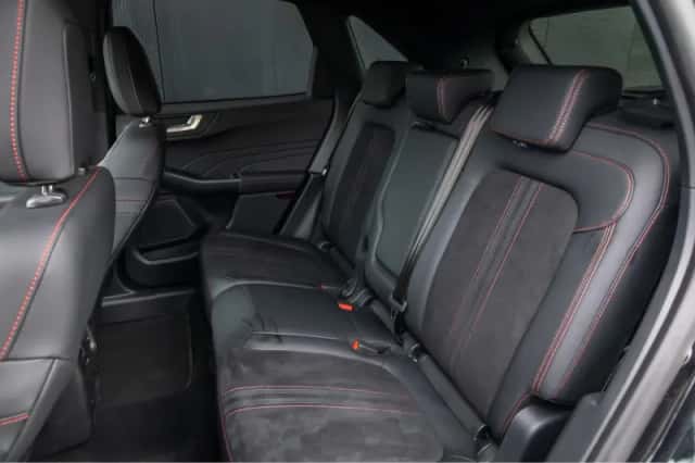Ford Kuga (2025) thumbnail 5