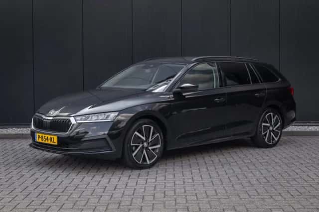 Škoda Octavia (2021) thumbnail 1