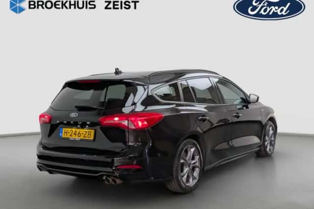 Ford Focus (2020) thumbnail 3