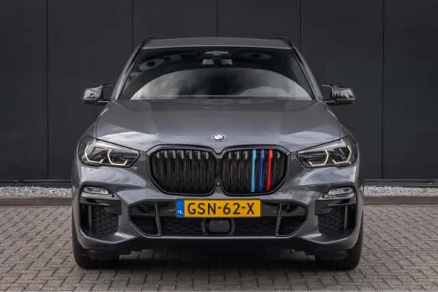 BMW X5 (2021) thumbnail 3