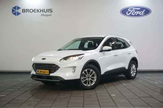 Ford Kuga (2022) thumbnail 1