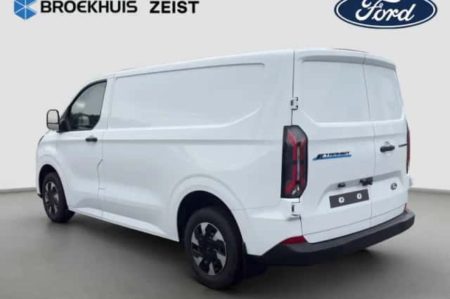 Ford E-Transit Custom (2026) thumbnail 3
