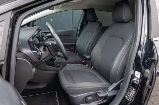 Ford Fiesta (2019) thumbnail 4