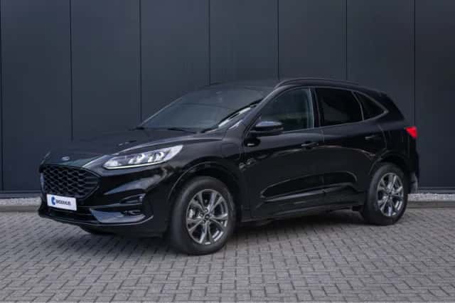 Ford Kuga (2023) thumbnail 1