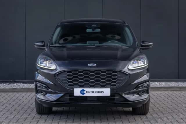 Ford Kuga (2023) thumbnail 3