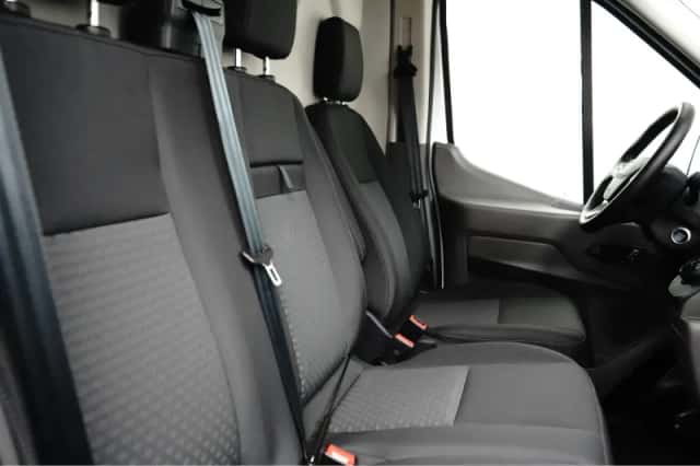 Ford E-Transit (2023) thumbnail 6