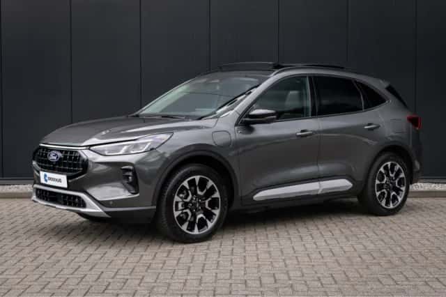 Ford Kuga (2025) thumbnail 1
