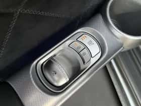 Genesis GV60 (2026) thumbnail 14