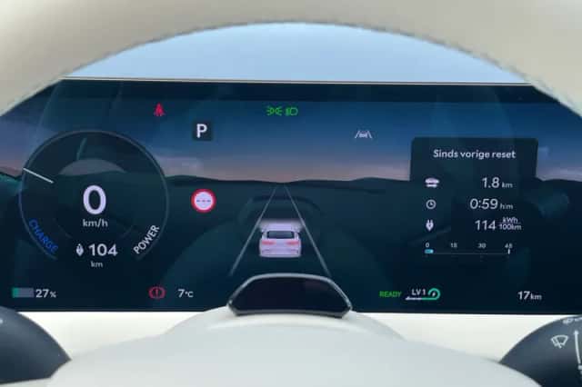 Genesis GV70 (2025) thumbnail 24