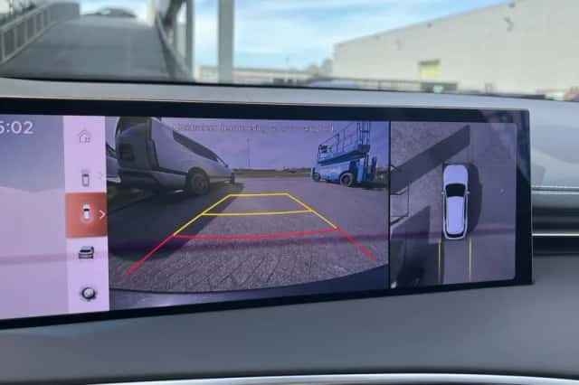 Genesis GV70 (2026) thumbnail 31