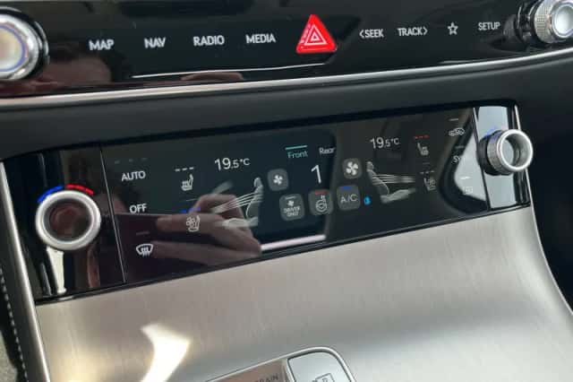 Genesis GV70 (2026) thumbnail 33