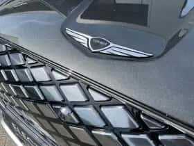 Genesis GV70 (2026) thumbnail 10